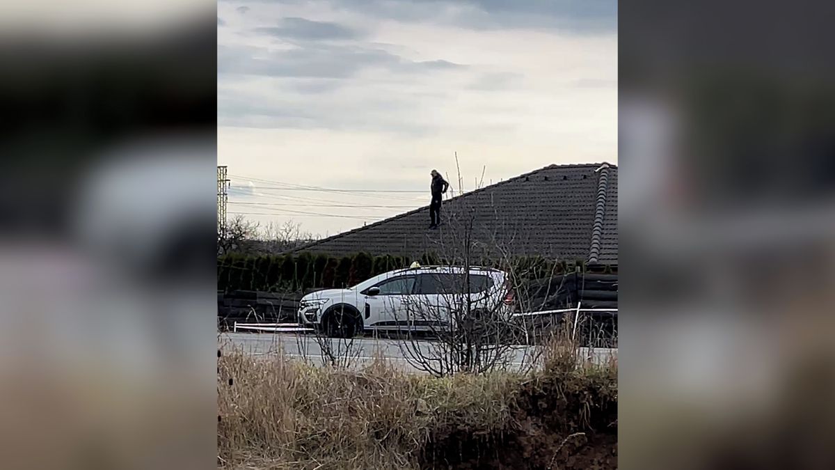 Manželé z Dobšic mají měsíc na zbourání domu. Když to nestihnou, černou stavbu zlikviduje exekutor